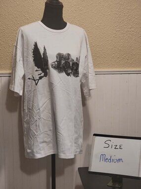 White Graphic Tee Size Medium